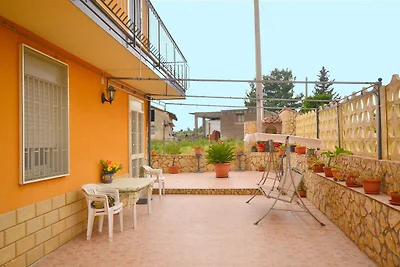 Piacevole casa vacanze con balcone