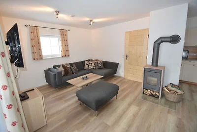 Chalet nur 200 m vom Skilift mit Sauna