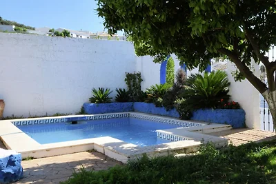 Modernes Ferienhaus mit Pool
