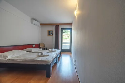 Hotel Issa - Double Room Park View
