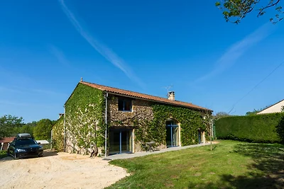 Geräumiges Ferienhaus mit privatem Pool