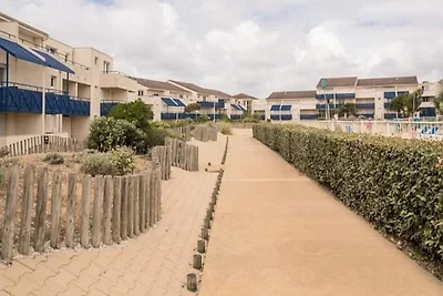 Apartment Navy Blue Residence