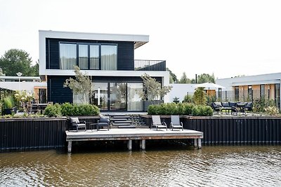 Villa con giardino e molo vicino a Harderwijk