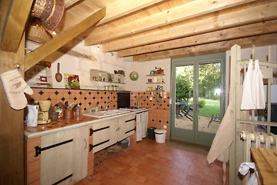Gezellig vakantiehuis in Brion met zwembad