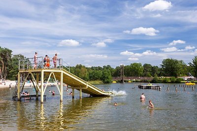 Chalet met afwasmachine in de groene Kempen