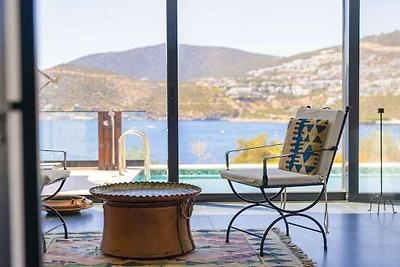 Villa a Kalkan con piscina