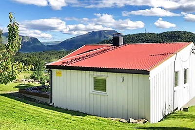 6 Personen Ferienhaus in AVERØY