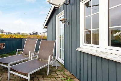 Modernes Ferienhaus in Søndervig mit Terrasse