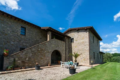 Villa urbana a Perugia con piscina