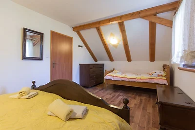 Schattig huis in Brod Moravice Kroatië