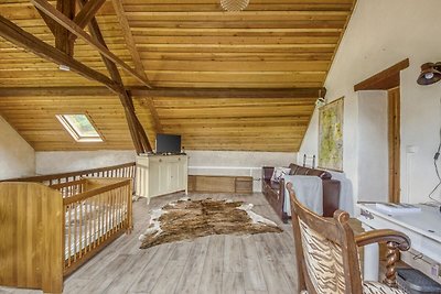 Oud vakantiehuis met privé zwembad