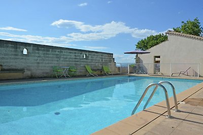 Villa semplicistica a Barjac con piscina