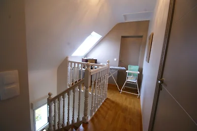 Schönes Ferienhaus in Epiniac mit Garten
