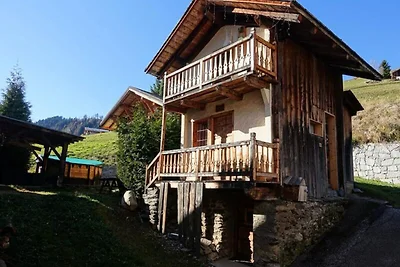 Chalet in Arèches mit Blick auf die Alpen