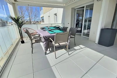Appartement met terras nabij Valras