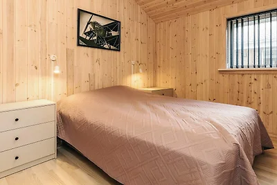 Maison de vacances pour 8 a Brovst