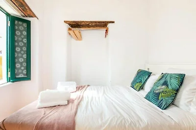 Villa a Sagres con grande giardino