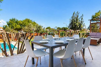 Villa in Alcudia mit Schwimmbecken