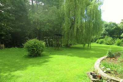 Vakantiehuis in Treignes met tuin