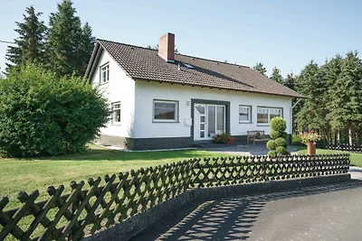 Villa a Trierscheid Eifel vicino alla foresta