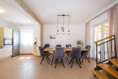 Familienurlaub mit Pool und Terrasse