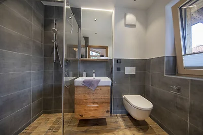 Chalet met sauna in Neukirchen Am...