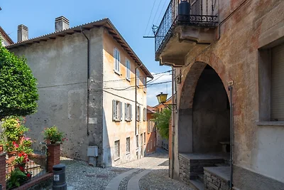 Ferienhaus mit Balkon in Cannero Riviera