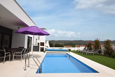 Modernes Ferienhaus mit privatem Pool