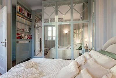 Penthouse mit Panoramaterrasse in Lucca