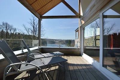 Luxusapartment mit Sauna über einem See
