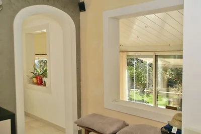 Confortevole casa vacanze con piscina