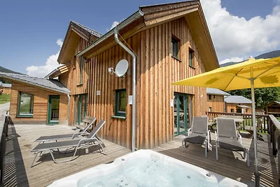 Chalet moderno con vasca idromassaggio