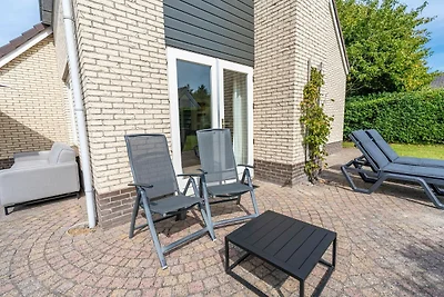 Charmante Villa in der Nähe von Meer und Wald