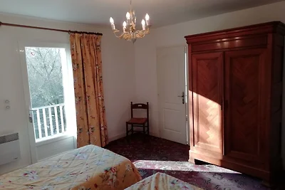 Komfortable Wohnung mit Pool