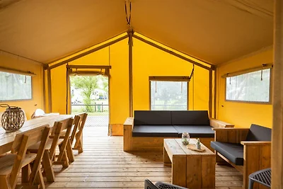 Tenda safari con bagno, in un parco vacanze v...
