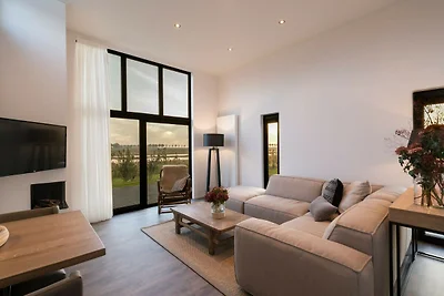 Nachhaltig gebauter Bungalow zwischen 2...