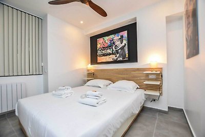 Geräumige Wohnung – 4BR/10P –...