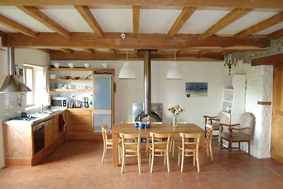 Schönes Herrenhaus mit eingezäuntem Garten