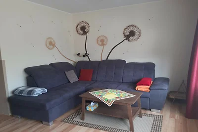 Sonnige Ferienwohnung am Wald / Büdnerreihe