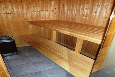 Vakantiehuis met sauna op vakantiepark Mirow