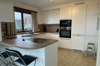 Appartement aan zee, direct aan de Zeedijk.