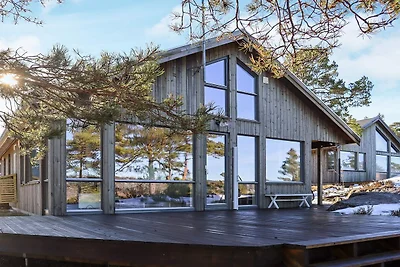 8 Personen Ferienhaus in Risør-By Traum