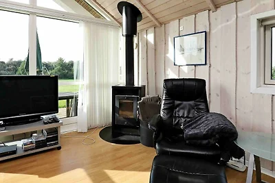 10 Personen Ferienhaus in Væggerløse-By Traum