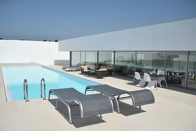 Moderne Villa mit Garten und Pool in Óbidos