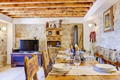 Schönes Ferienhaus in Starigrad
