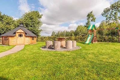 Ferienhaus mit 4 Schlafzimmer