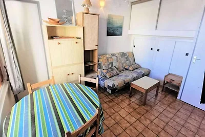 Wohnung im Hafenbereich nahe Strand