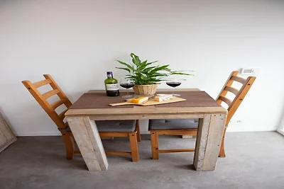 Leuke Tiny Home gelegen naast een eigen