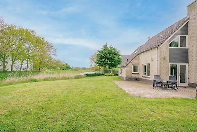 Charmante Villa in der Nähe von Meer und Wald