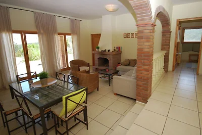 Moderne Villa in Lloret de Mar mit privatem...